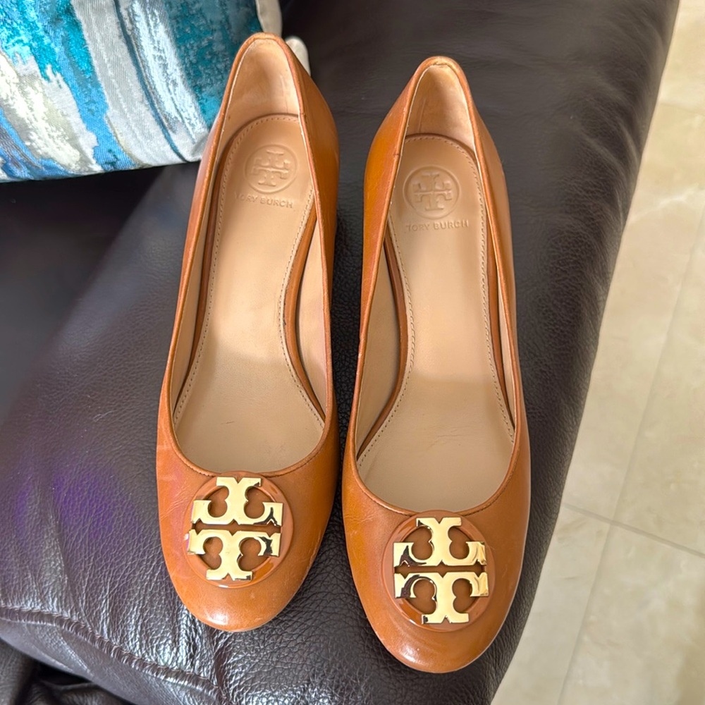Gently worn Tory Burch blocks heels